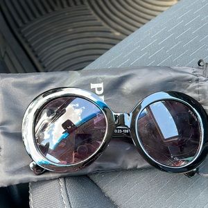 Prada glasses like new worn once